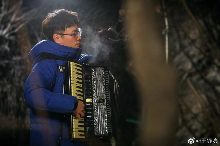 "东北文艺复兴"风,也刮到了2023综艺市场_腾讯新闻