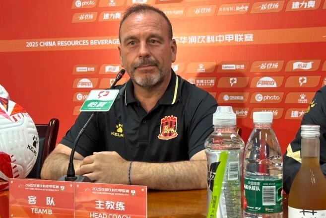 萨尔科：本周球员们的训练非常努力，希望把三分带回苏州