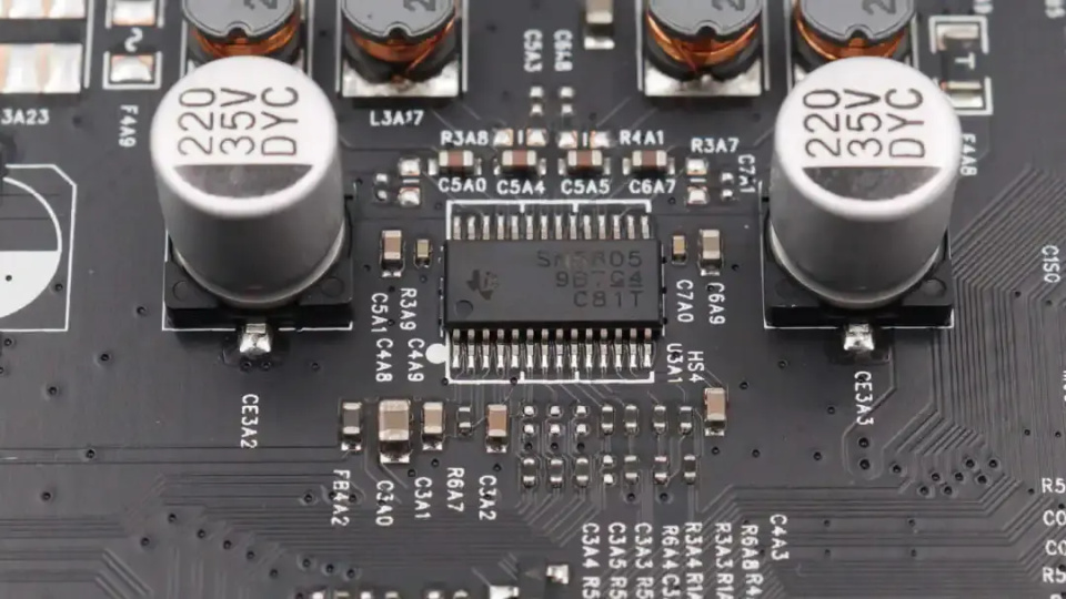 不如试试联想,创维都在用的功放芯片_腾讯新闻