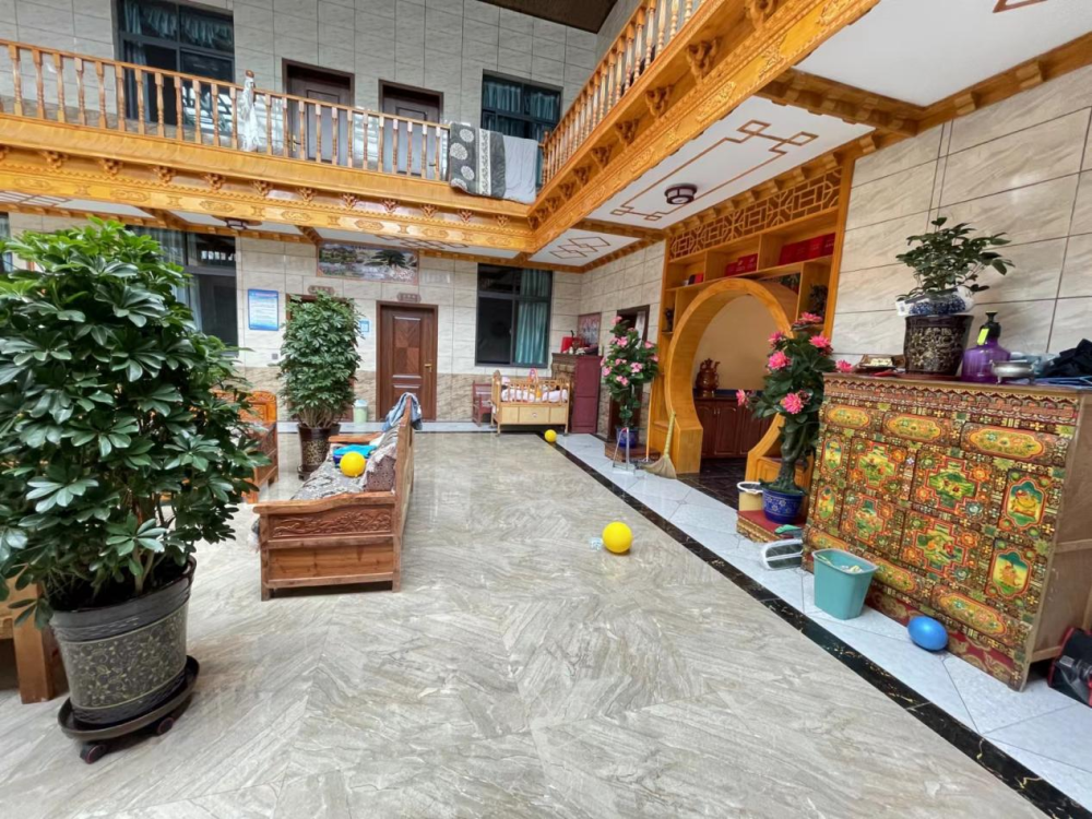 国家级旅游休闲街区|昌珠镇扎西曲登:在"藏戏第一村"感受雅砻锅庄的