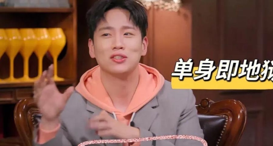 回顾张若昀唐艺昕婚礼,好闺蜜李沁做伴娘,马思纯当伴郎出尽风头