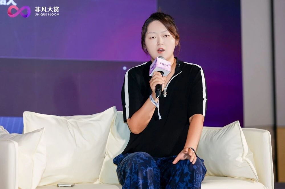 AI有幻觉？难落地？缺跨界人才？三家公司给出完整解法 · 原文图片 3