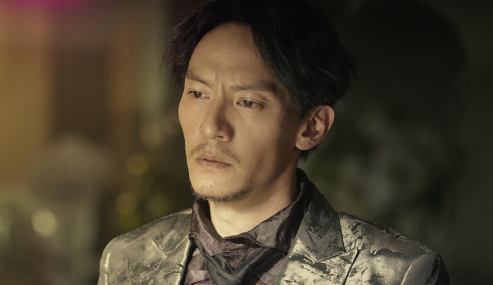 张震春夏新片靠近我一点定档1124选男友要沉稳儒雅还是霸气多金