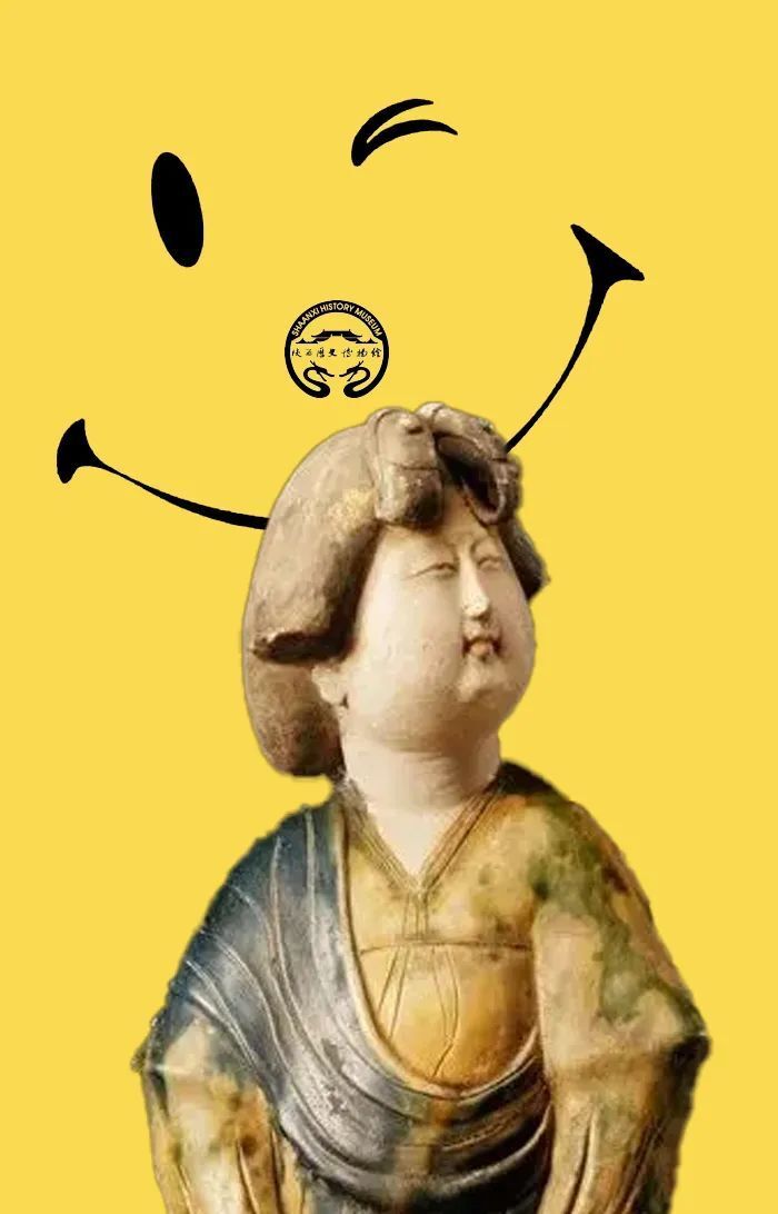 也许你不经意的一个笑容,千年后就会变成别人的表情包