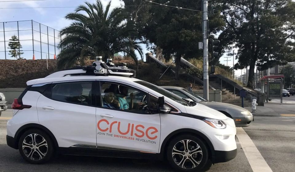 通用汽车全面停驶cruise无人驾驶车迎来安全调查