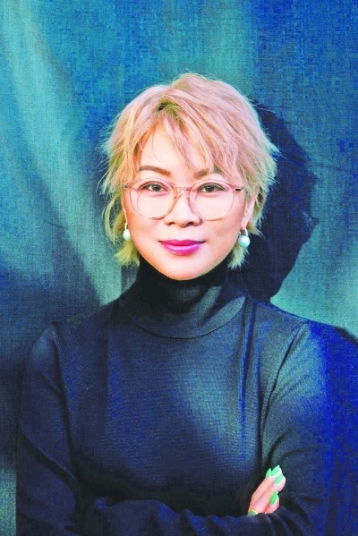 以温暖的底色,构筑家庭叙事的生命力_腾讯新闻