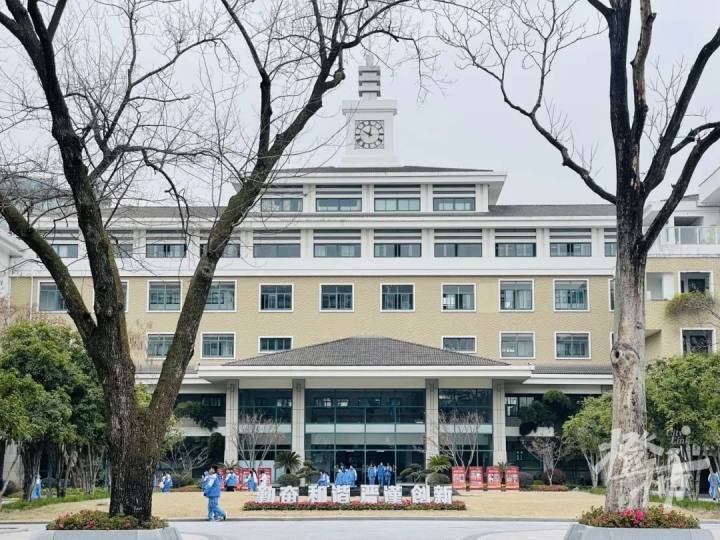留学规划院探校第二站:杭十四中国际部(教学篇)_腾讯新闻