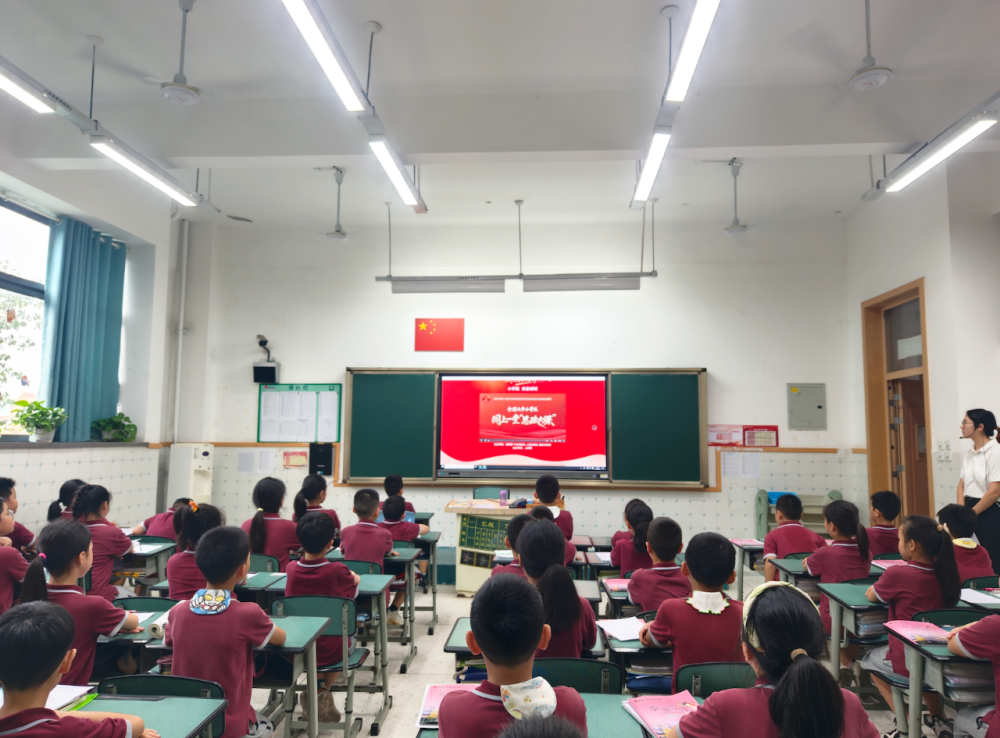 抗战思政大课小学篇、初中篇在四川广大师生中引发热烈反响_腾讯新闻