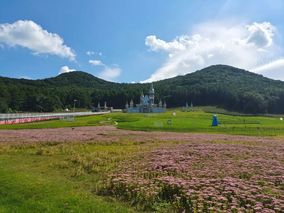 端午节期间,神鹿峰旅游度假区将推出射五毒,投壶,钓粽子等具有端午