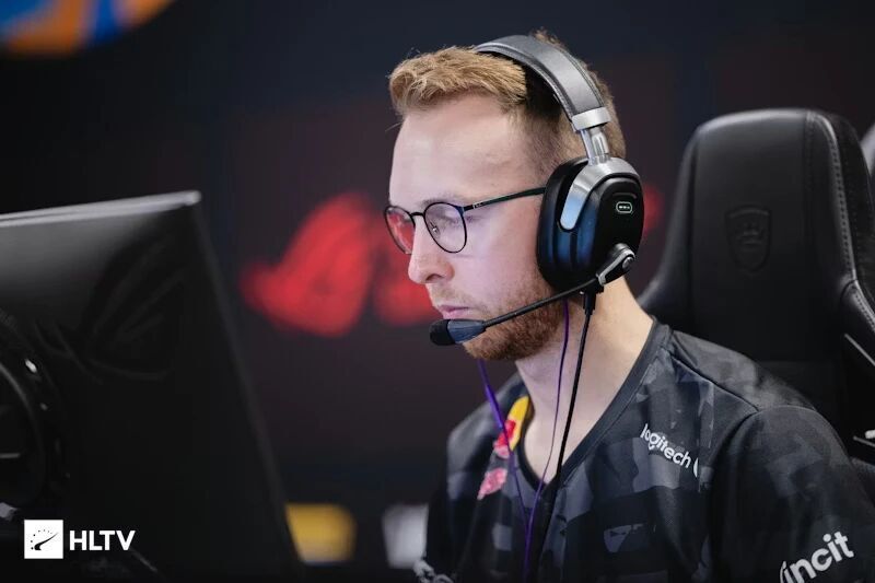 CS晚报：传奇教练之路开启！gla1ve加入100T_腾讯新闻