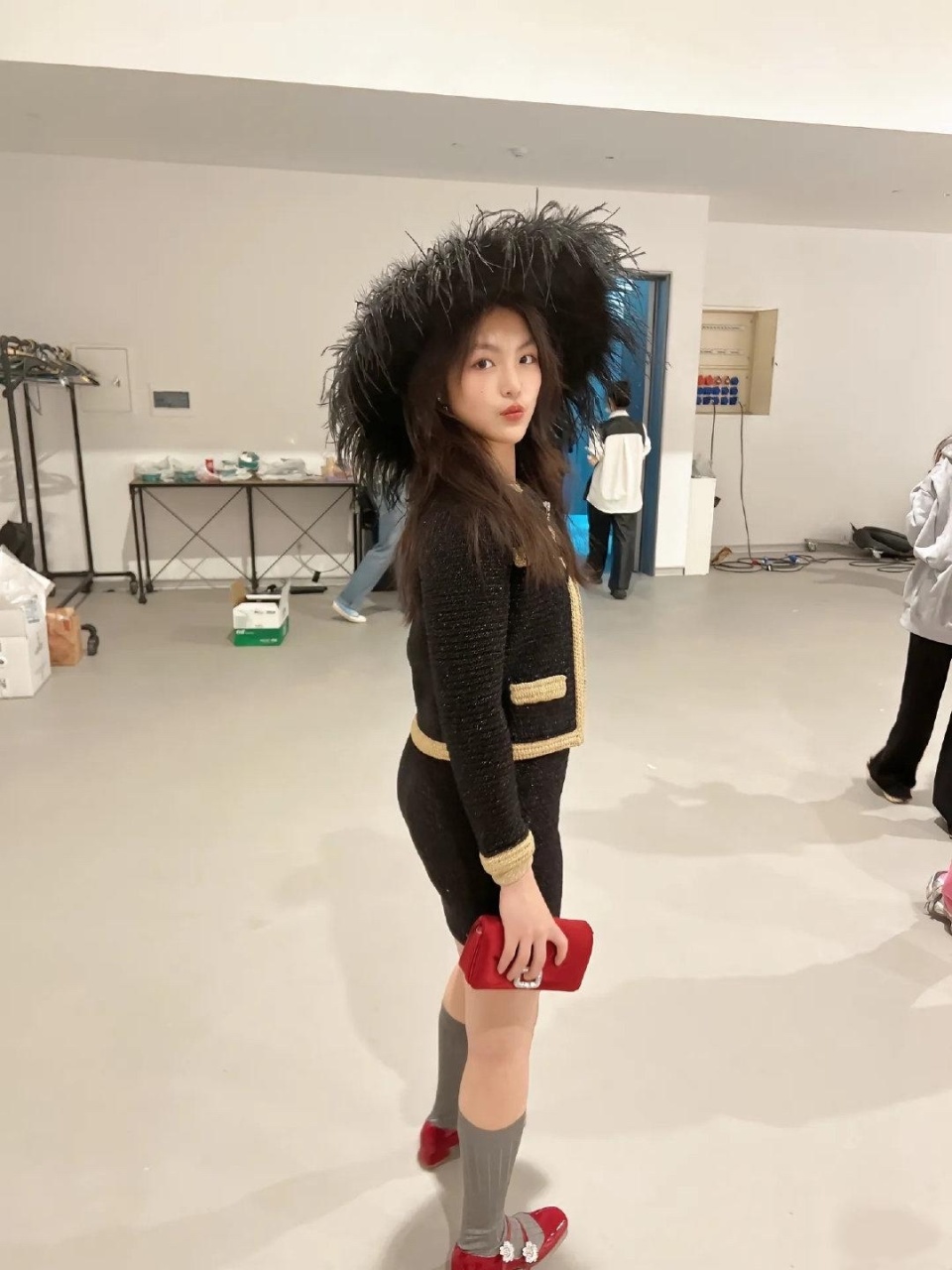 14岁王诗龄放假回国过年,晒多组美照近状超好,多种风格成熟自信