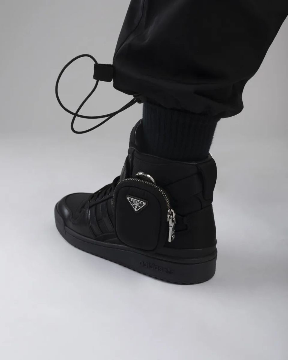 pic via:jerrylorenzo「部分图片来源于网络,如牵涉版权