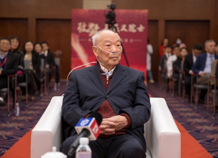 “一门四院士”传佳话，助千万患者新生：记王振义院士从医执教75周年座谈会_腾讯新闻