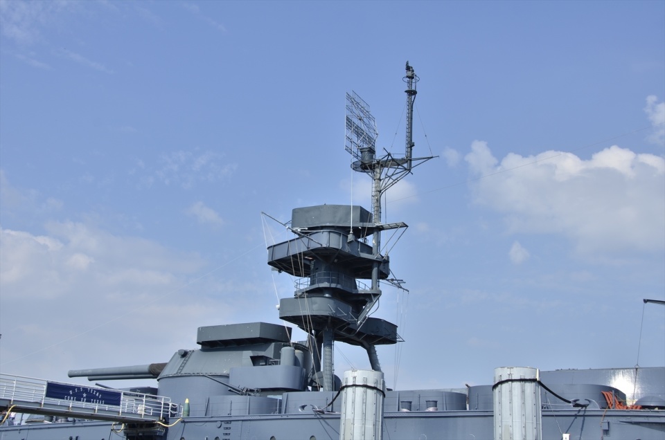 德克萨斯号(bb-35)副炮:6门5英寸/51倍径火炮德克萨斯号(bb-35)副炮