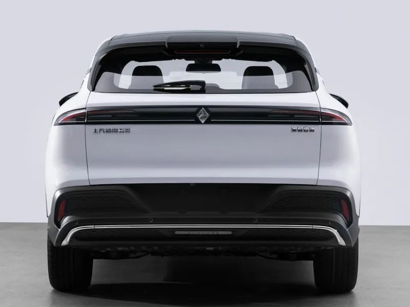 宝骏云海这款车,如果从平台层面来看,其实和即将推出的五菱星辰plus也