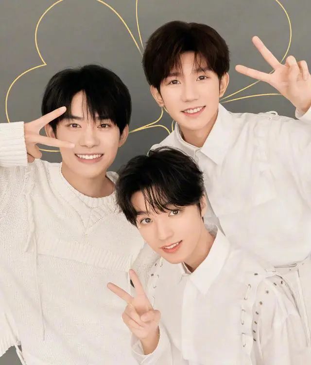 tfboys三人同时宣布-腾讯新闻