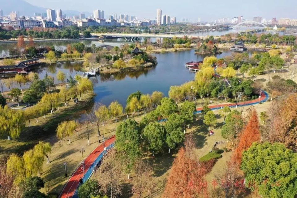 金华人早已爱上 最近超火的"公园20分钟"金华版来了