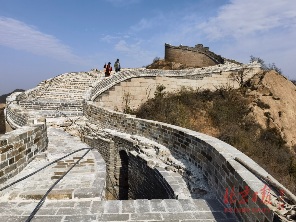 八达岭西段未开放长城修缮保留野味推动贯通