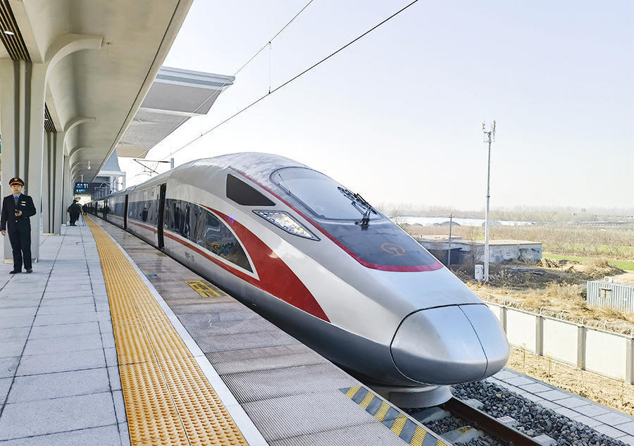 光岳谈争做奔腾马勇当急先锋