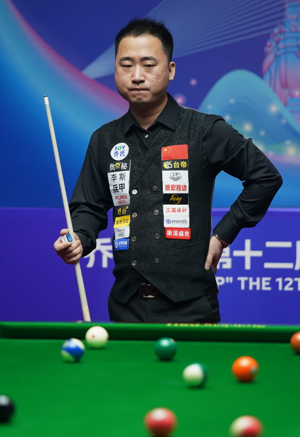 他9比15不敌中国选手楚秉杰.