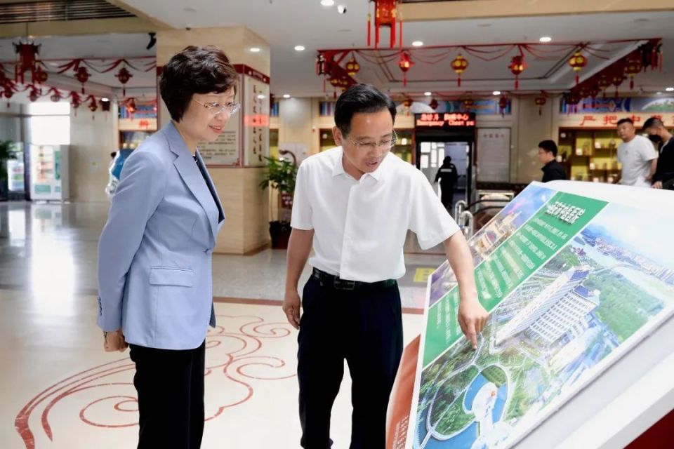 唐山市卫生健康委党组书记,主任魏明,迁安市副市长焦燕为"唐山市县际