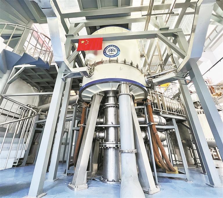 中央媒体看安徽 | 探秘世界最强"稳态强磁场"实验装置_腾讯新闻