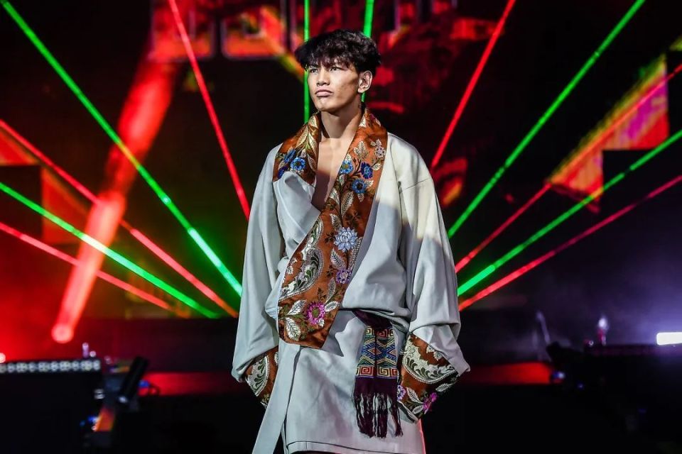 恩波格斗拳手出征国际赛场,班玛夺基迎战巴西猛将!