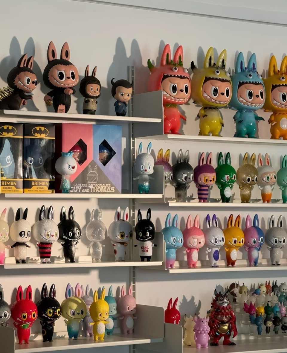 108万！LABUBU拍出新价格，有老玩家1.5万元购入的款式涨至51万_腾讯新闻