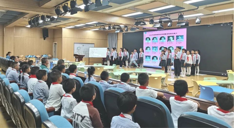 南侨机工英雄曹伍钧后代交流活动走进西山区侨光小学