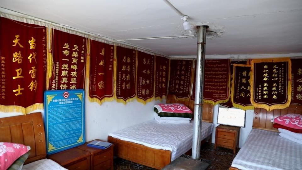 "天下第一道班"——风雪唐古拉山上的灯塔_腾讯新闻