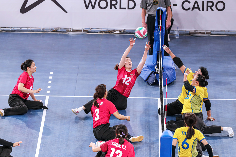 坐式排球——世界杯女子组:中国队胜蒙古国队-腾讯新闻