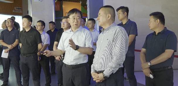 8月23日至25日,和田县委副书记,县长马合木提·马木提带领和田县党政