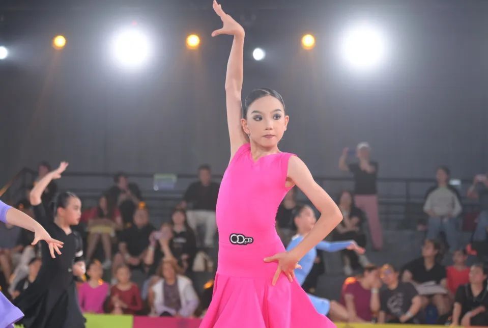 "小舞者"齐聚杨浦时尚地标!打开"文体融合"新模式