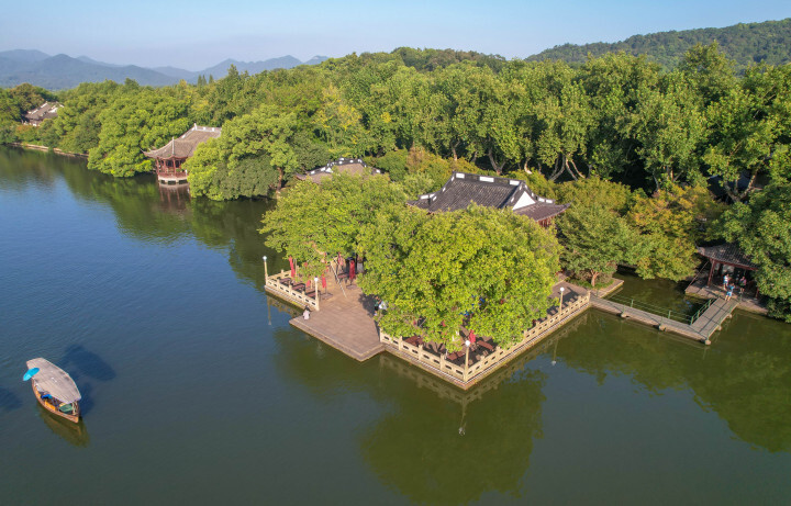 杭州平湖秋月恢复开放