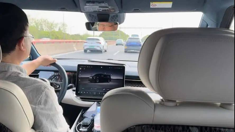 凯文·威廉姆斯:我到中国试驾了十几辆电动汽车,西方车企要完了