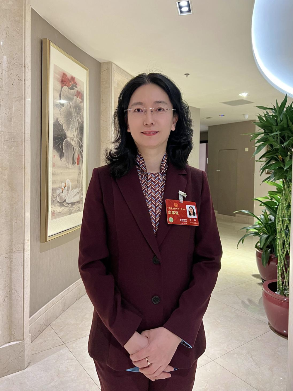 两会全国人大代表李燕建议将孕产妇抑郁诊断与治疗费用纳入生育保险