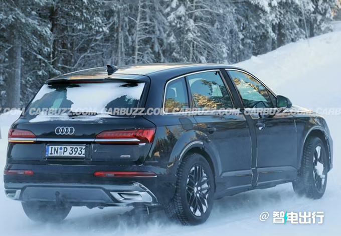 奥迪q9上市时间确认与宾利添越长轴版一样大推霍希版车型