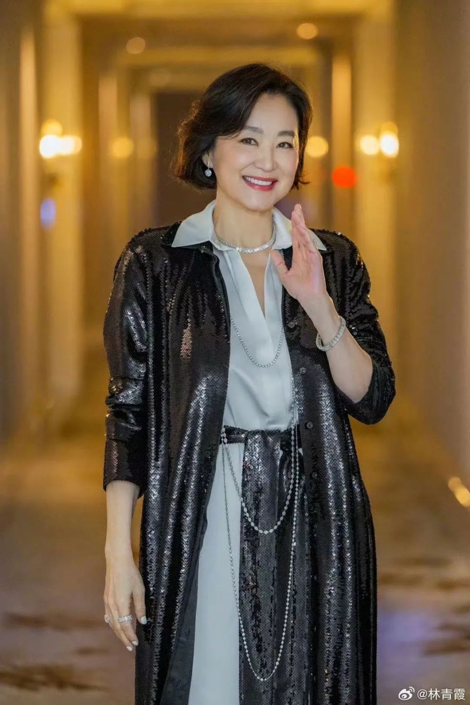 69岁林青霞,突传意外消息!