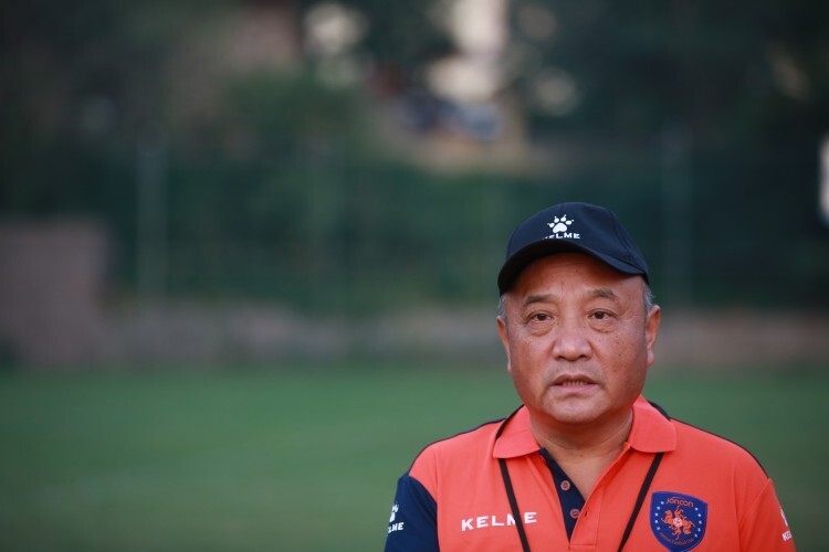 备战u16邀请赛足协组09年龄段女足训练营殷铁生领衔选拔组