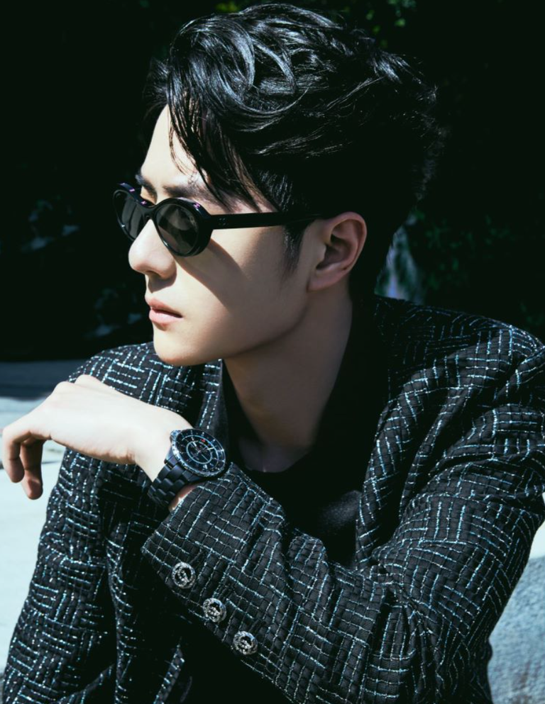 王一博出席chanel 2023/24早春度假系列发布会_腾讯新闻