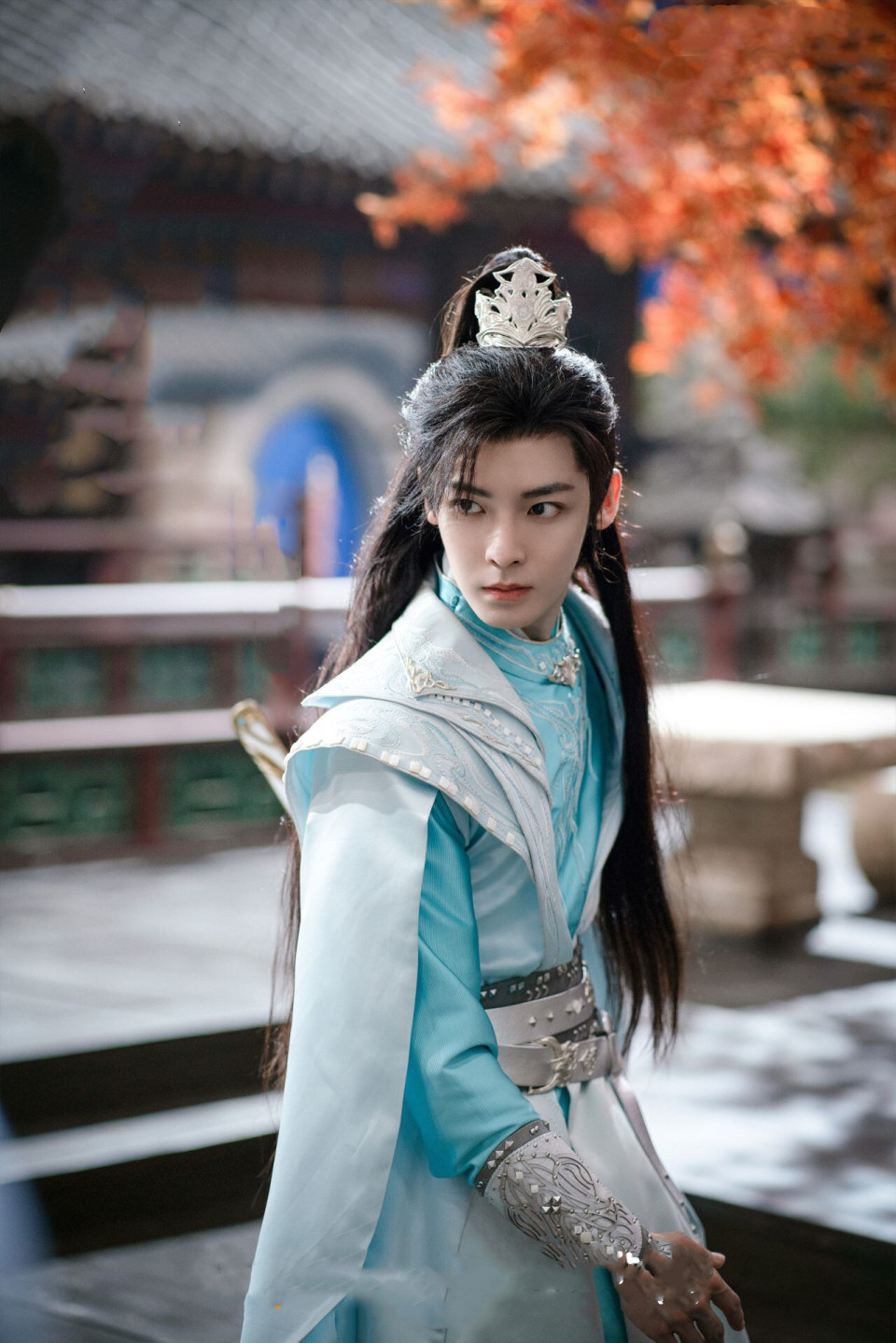 《少年白马醉春风》:玄幻武侠剧,侯明昊再尝试演绎古装贵公子