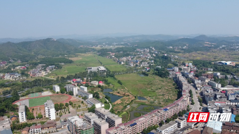 永兴县柏林镇做实田间文章促使农民丰产丰收