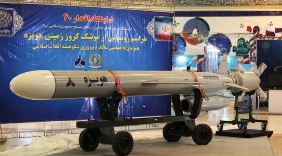 还有一种先进的反舰导弹"波斯湾"反舰导弹,射程大约186英里,能够携带