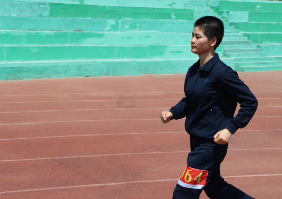 留寸头的"00后"女兵,体能"特三"!