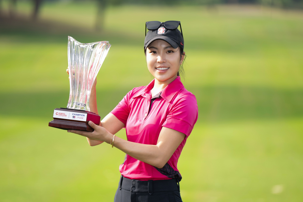 叶雷问鼎高尔夫东方中国女子公开赛谢尔曼夺得女子中巡奖金王