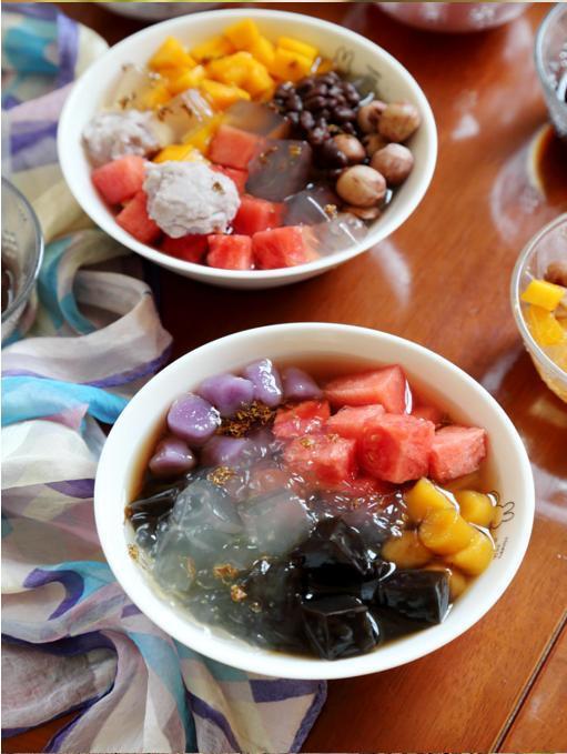 【双语】你好中国 | 夏天解暑要喝四果汤