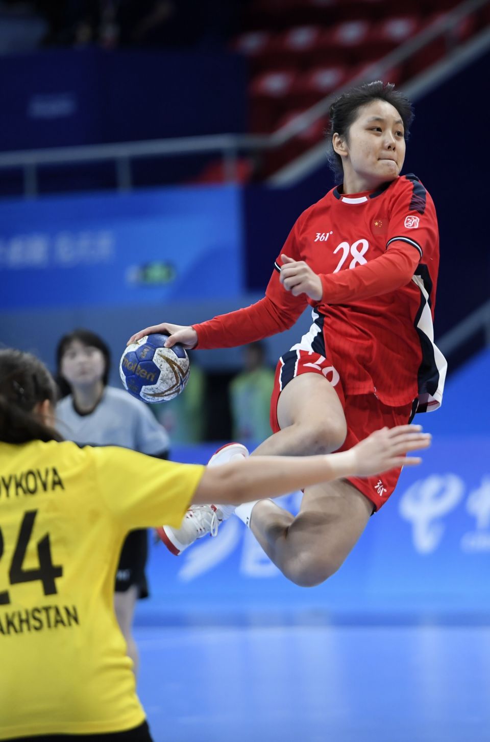 中国女子手球队摘铜_腾讯新闻