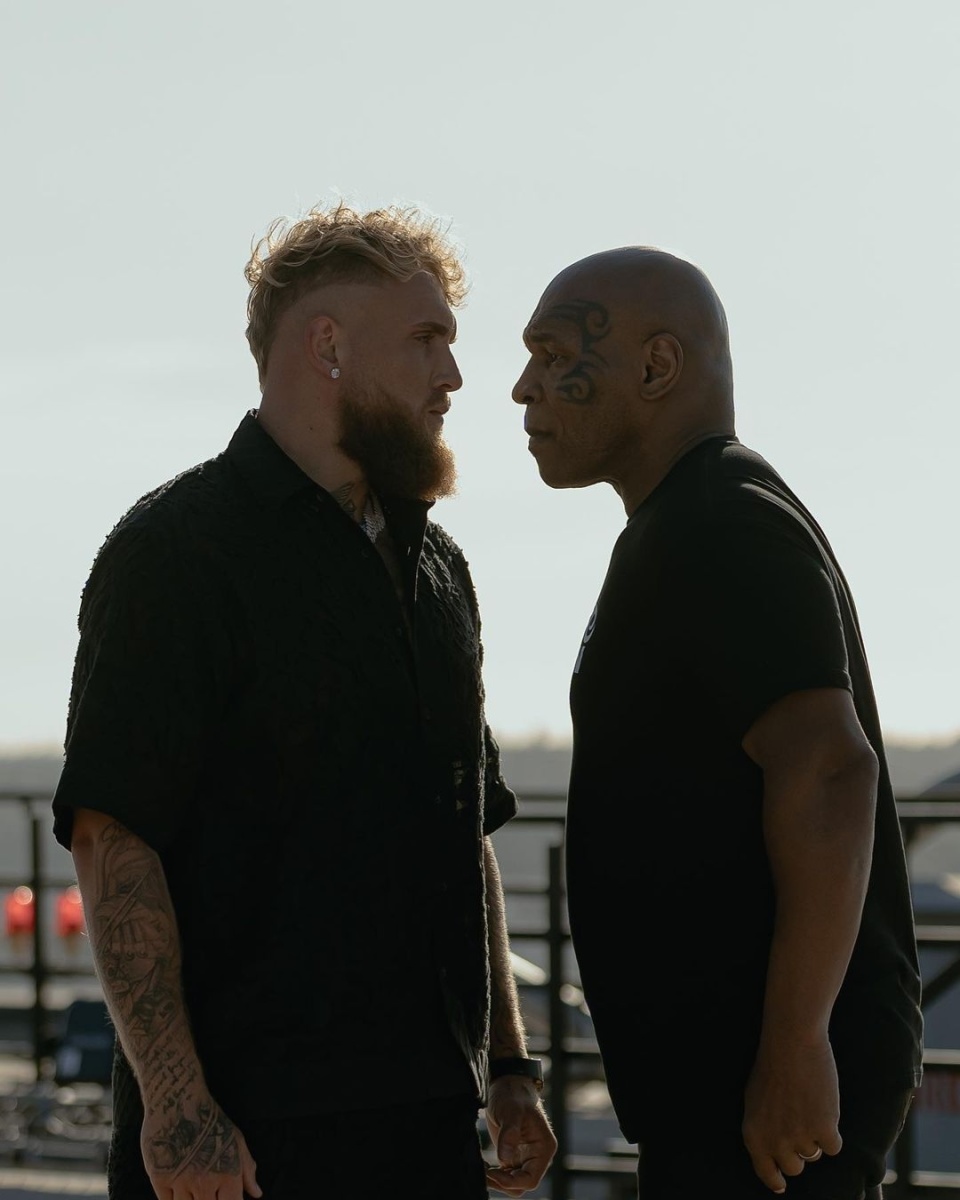 你行杰克-保罗晒和泰森合影:世上最伟大的拳手以及泰森