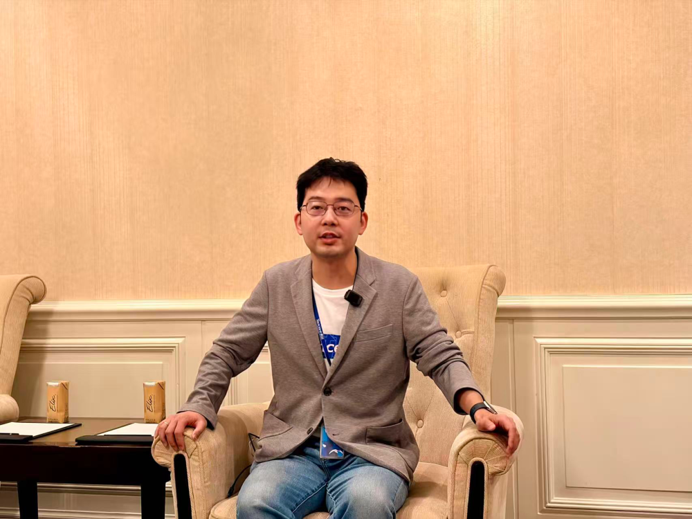 AI·具身会客厅|对话腾讯专有云TCE研发负责人王旻:Token已经成为