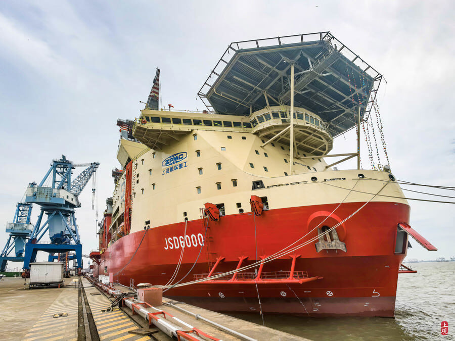 全球首制,全国首艘!上海振华重工研制成功多功能油气铺管船